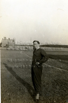 Wireless Operator R.R.Taylor 27 OTU, Church Broughton, mid 1944, later at 462 Squadron.