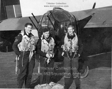 462 Squadron Foulsham, F/Sgt Max Gribble, F/Sgt Bill Railton, F/Sgt Jock Lee beside rear turret of Halifax Z5-A